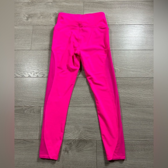 Good American Neon Bright Pink Mesh Detail 7/8 Leggings - Picture 4 of 11